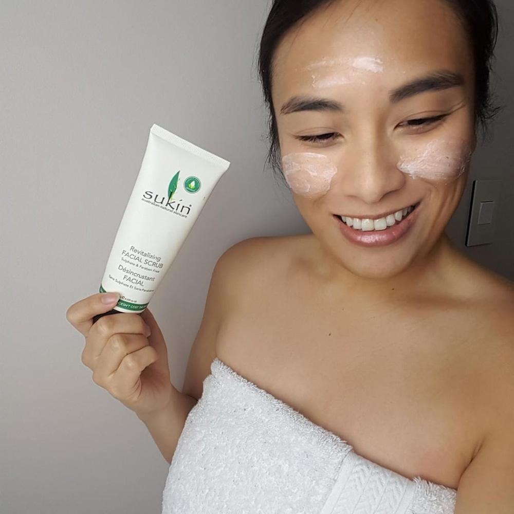 Sukin Natural Revitalising Facial Scrub | Signature 125ml